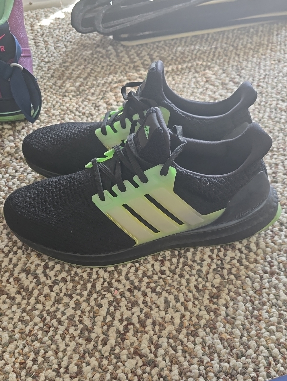 adidas Men’s Black & Neon Green Supportive Running Sneakers